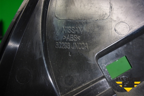 Накладка двери передней левой уголок (80293JN00A) для Nissan Teana (J32) с 2008-2013г