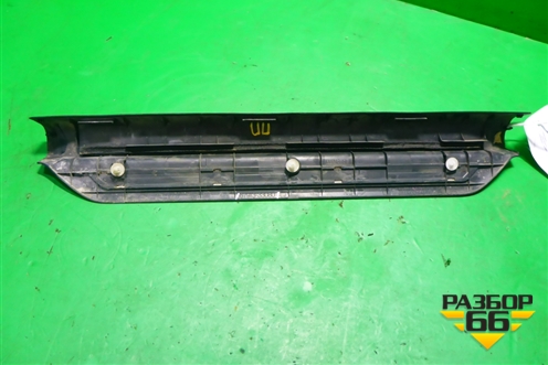 Накладка порога внутренняя переднего правого (6791333080) для Toyota Camry V40 с 2006-2011г