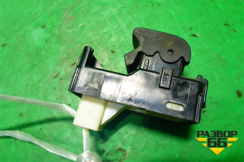 Кнопка стеклоподъёмника для Toyota Camry V40 с 2006-2011г