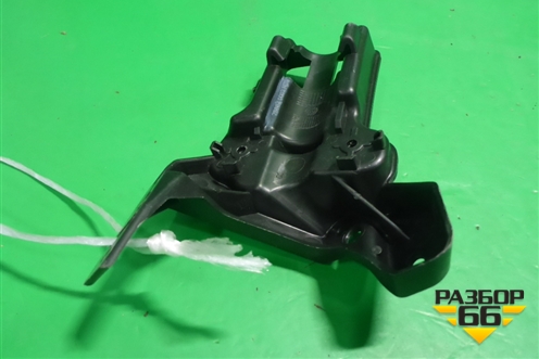 Кронштейн форсунки омывателя фары (правый новый) (286640002R) для Renault Megane 3 с 2008-2016г