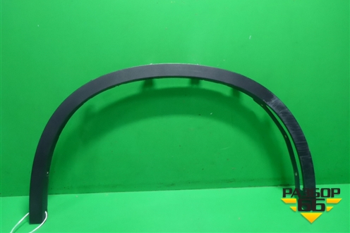 Накладка переднего крыла правого (51177294374) для BMW X5 F15 с 2013г
