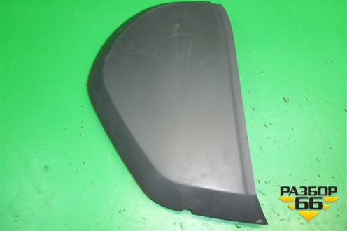 Накладка на торпедо (боковая правая) (7L6857176F) для Volkswagen Touareg c 2002-2010г