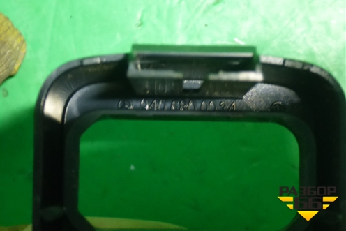 Рамка под кнопки  (A9406800034) для Mercedes Benz  TRUCK Axor 2 с 2004г