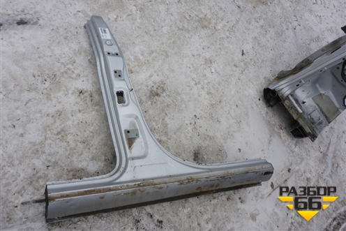 Порог со стойкой правый для Volkswagen Touareg c 2002-2010г