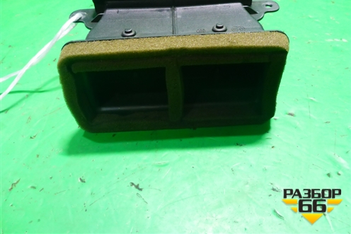 Воздуховод отопителя (в консоль задний) (7L0820526C) для Volkswagen Touareg c 2002-2010г