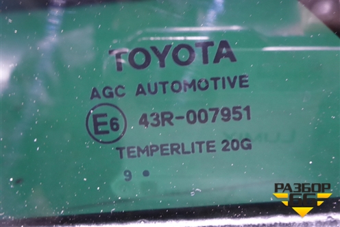Стекло двери задней левой форточка (6818933041) для Toyota Camry V40 с 2006-2011г