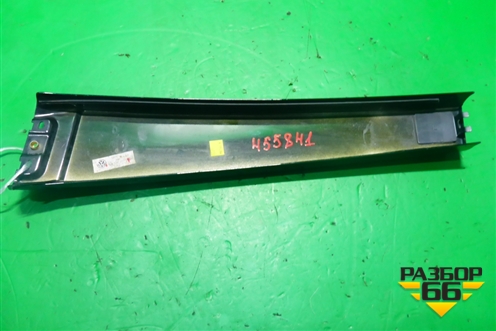 Накладка стойки (центральной левой) (7L6853317D) для Volkswagen Touareg c 2002-2010г