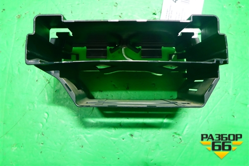 Кронштейн (электронного блока) (7L0927131D) для Volkswagen Touareg c 2002-2010г (Туарег)