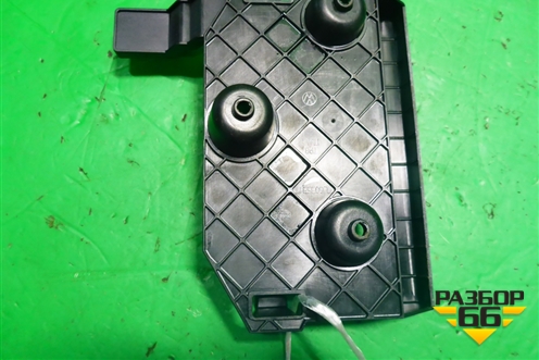 Кронштейн (электронного блока) (7L6035317) для Volkswagen Touareg c 2002-2010г