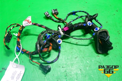 Проводка двери передней правой (7L6971120F) для Volkswagen Touareg c 2002-2010г