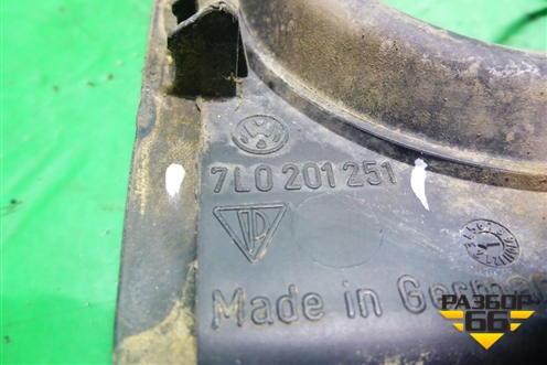 Ниша лючка бензобака (7L0201251) для Volkswagen Touareg c 2002-2010г