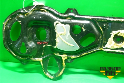 Щит моторный (7L6863911P) для Volkswagen Touareg c 2002-2010г