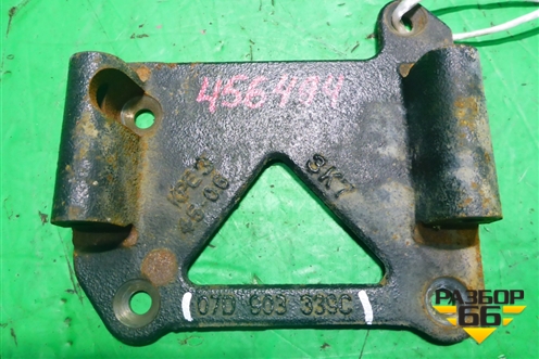 Кронштейн генератора (6.0л BJN) (07D903339C) для Volkswagen Touareg c 2002-2010г
