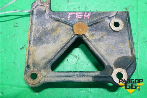 Кронштейн генератора (6.0л BJN) (07D903339C) для Volkswagen Touareg c 2002-2010г