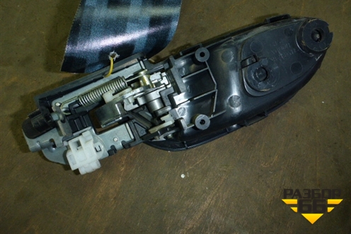 Ручка внутренняя двери передней правой для Honda Civic 4D с 2006-2012г