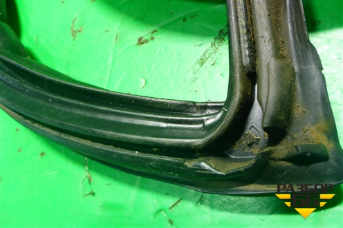 Уплотнитель багажника (на стекло) для Volkswagen Touareg c 2002-2010г