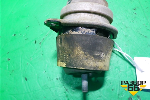 Опора двигателя (6.0л BJN) (7L6199131B) для Volkswagen Touareg c 2002-2010г