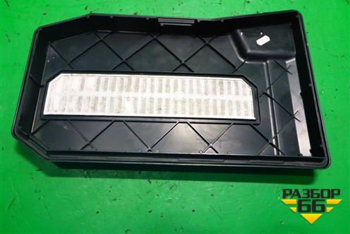 Ящик под аккумулятор (под сиденьем) (7L0864643B) для Volkswagen Touareg c 2002-2010г