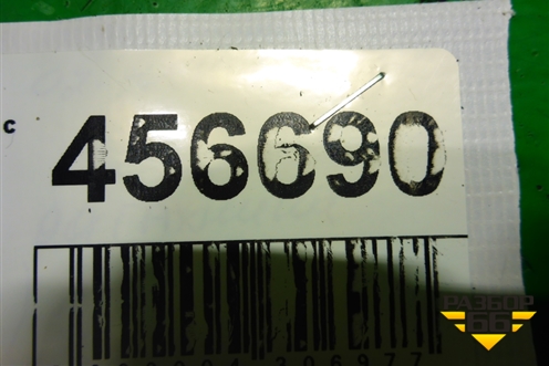Петля двери багажника (левая) (7L6827301D) для Volkswagen Touareg c 2002-2010г