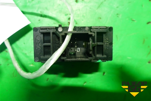 Кнопка обогрева заднего стекла (6S6T18C621BB) для Ford Fusion с 2002г