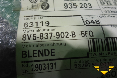 Накладка двери передней правой (новая) (8V5837902B) для Audi A3 (8V) с 2012-2020г
