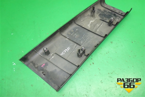 Обшивка стойки центральная нижняя левая (2N11N243W07AHW) для Ford Fusion с 2002г