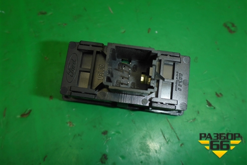 Кнопка обогрева заднего стекла (6S6T18C621BB) для Ford Fusion с 2002г