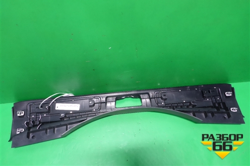 Обшивка багажника (на заднюю панель) (BJ32113A10) для Land Rover Range Rover Evoque с 2011-2018г