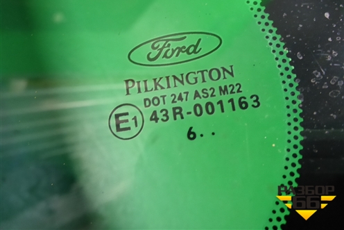 Стекло глухое левое для Ford Fusion с 2002г