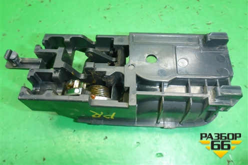 Ручка внутренняя двери передней правой для Toyota Corolla (E12) с 2001-2007г
