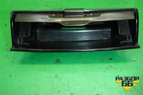 Ящик передней консоли (без крышки) (7411112230) для Toyota Corolla (E12) с 2001-2007г