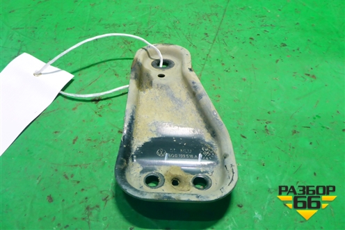 Кронштейн подрамника правый (6Q0199518A) для Skoda Fabia с 1999-2007г