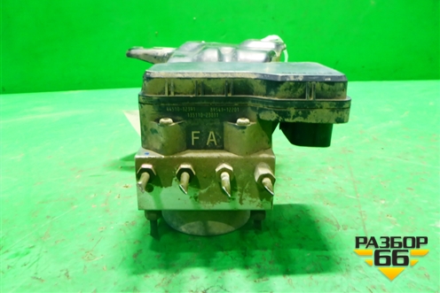 Блок ABS для Toyota Corolla (E15) с 2006-2013г