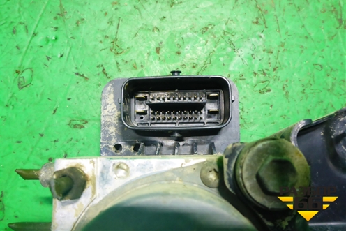 Блок ABS для Toyota Corolla (E15) с 2006-2013г