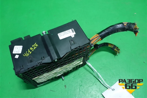 Блок предохранителей салонный (6N1T14401AGF) для Ford Fusion с 2002г