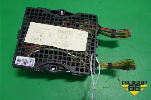 Блок предохранителей салонный (6N1T14401AGF) для Ford Fusion с 2002г
