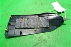 Накладка внутренняя (консоли правая) (5881702190) для Toyota Corolla (E18) с 2012-2019г
