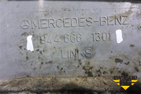 Корпус подножки левой (верхний) (9446661301) для Mercedes Benz  TRUCK Axor 2 с 2004г