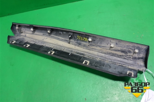Накладка двери задней правой (6373878010) для Lexus NX 200 с 2014-2021г