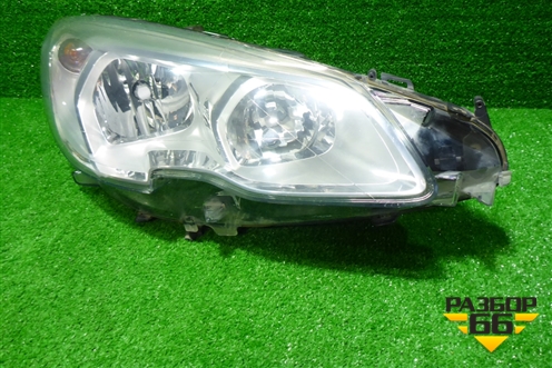 Фара правая (галоген) (9822226980) для Peugeot 308 с 2014г
