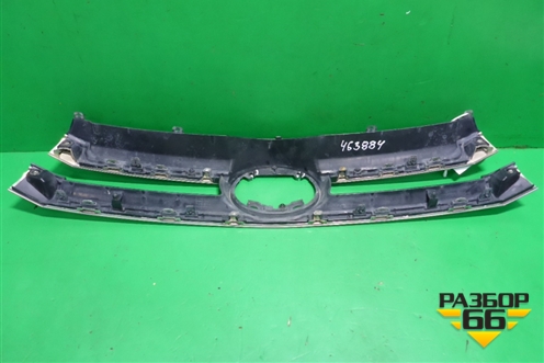 Накладка на решетку радиатора (после 2016г) (531440E010) для Toyota Highlander с 2013-2021г
