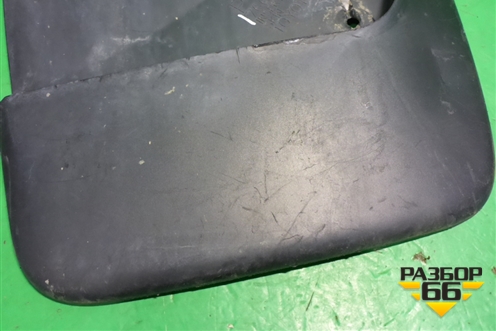 Брызговик передний правый (7662160180) для Toyota Land Cruiser Prado(150) с 2009г