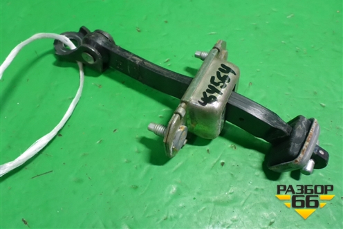 Ограничитель двери задней правой (63302FC000) для Subaru Legacy Outback (BP9) с 2003-2009г