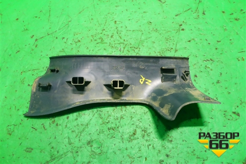 Накладка порога внутренняя заднего правого (MR951654ZZ) для Mitsubishi Colt с 2004г