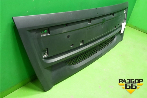Решетка в капот  (82524910) для DAF  LF с 2013г