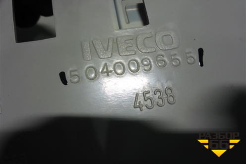Консоль (левая верхняя) (504009655) для Iveco  EuroCargo III 2008г