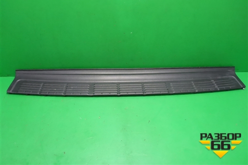 Накладка заднего бампера (до 2012г) (5216260040) для Toyota Land Cruiser (200) с 2008г