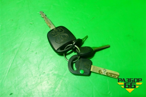 Блок управления двигателем (с замком зажигания) (8966112A20) для Toyota Corolla (E12) с 2001-2007г