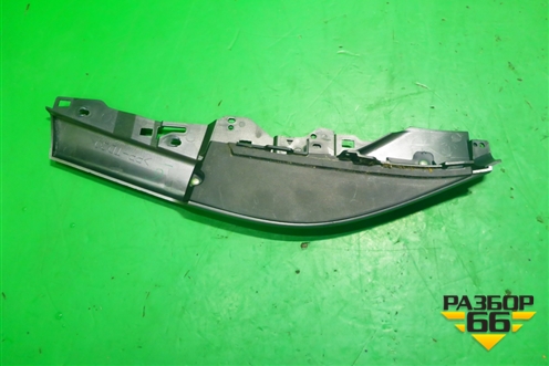 Накладка внутренняя (на консоль левая) (8011A069) для Peugeot 4007 с 2008г
