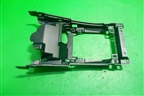 Кронштейн консоли (8011A069) для Peugeot 4007 с 2008г